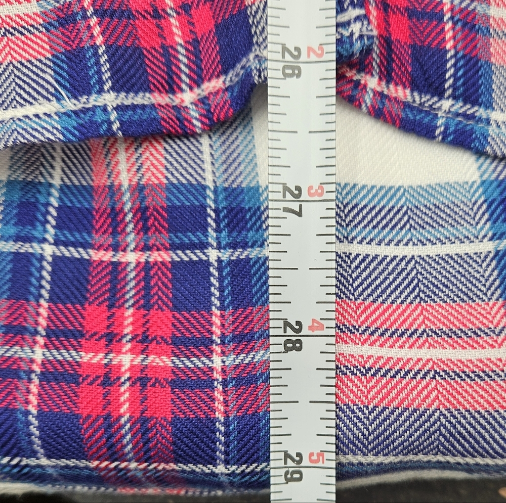 Tinsel Women’s Large Pink Blue Plaid Long Sleeve Button Down Shirt 100% Rayon - Picture 14 of 16